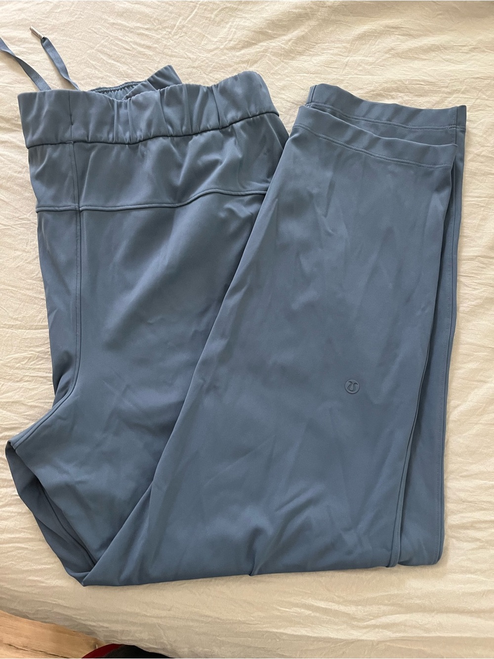 lululemon athletica On the Fly 7/8 pants Blue size 10
